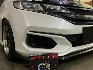 Honda Fit GK3 with the coolest CAG Sports Gauge
