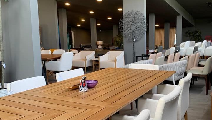 A gorgeous dining table and chairs