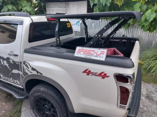 Top Up Cover EURO MODEL in MATTE BLACK installed on ISUZU D-MAX BOONDOCK(WHITE)