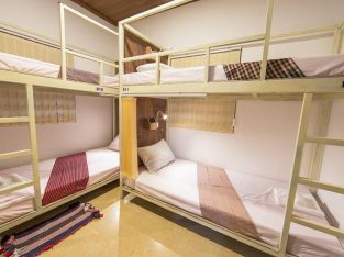 Whole Dormitory Room with AC for 6people