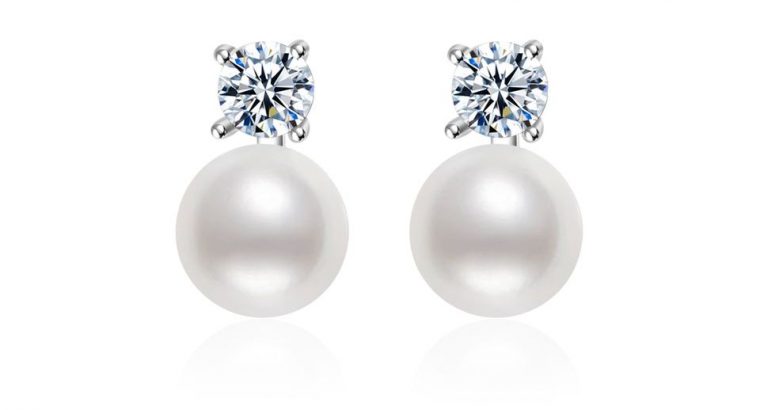 Elegant Freshwater Pearl Earrings WE00017