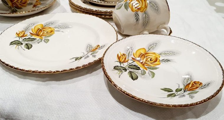 Vintage Yellow Rose Teaset for 4