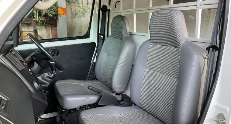 Daihatsu Grandmax Panel Van YR MADE 2013