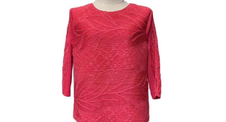 Round neck pleated shirt